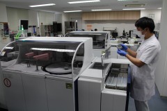 諏訪日赤　生化学分析装置更新